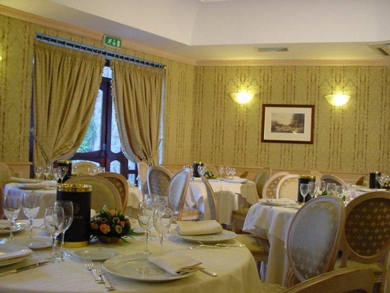 Hotel Cilicia Roma Restoran fotoğraf